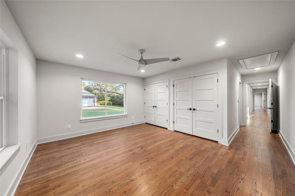 Davis E S Tr - Residential