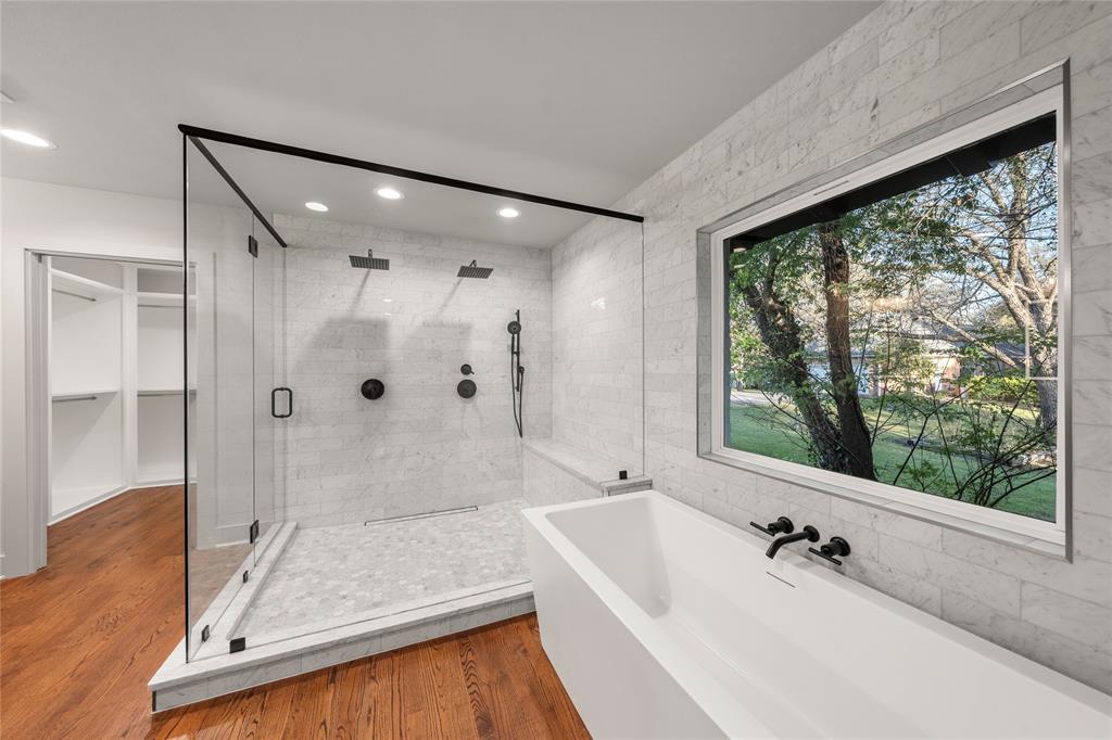 Davis E S Tr - Residential