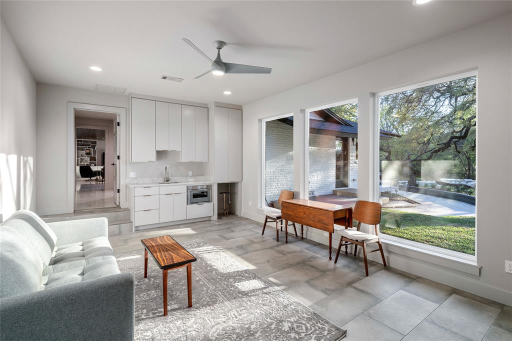 Davis E S Tr - Residential