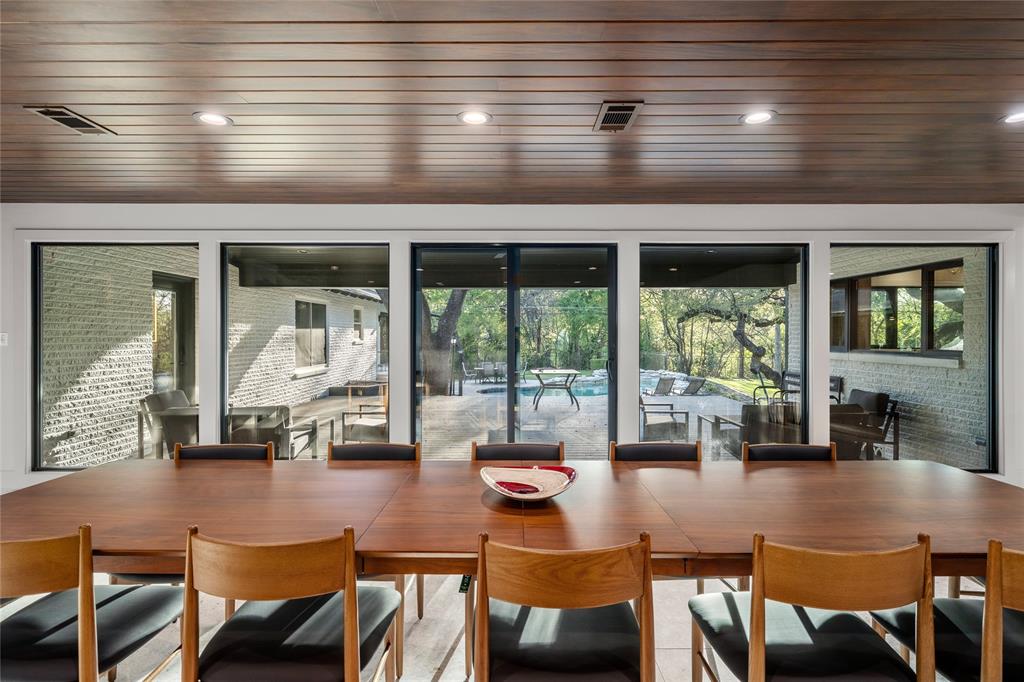 Davis E S Tr - Residential