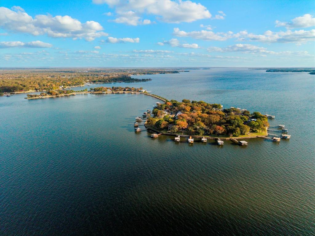 656 Enchanted Isles Drive