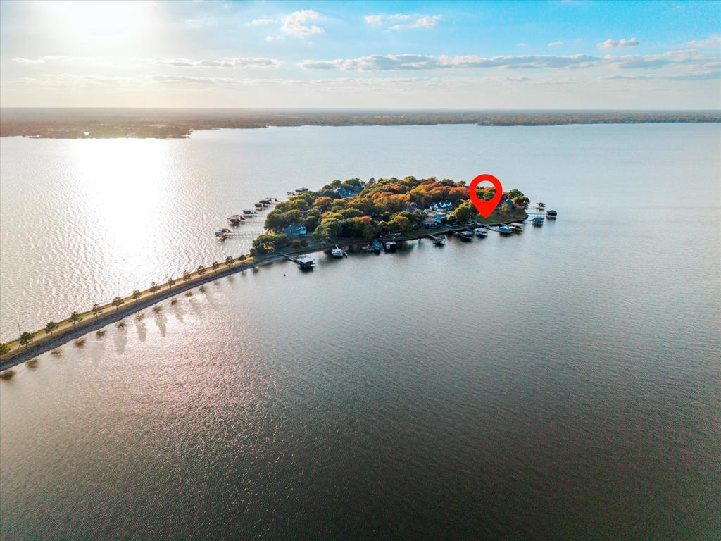 656 Enchanted Isles Drive