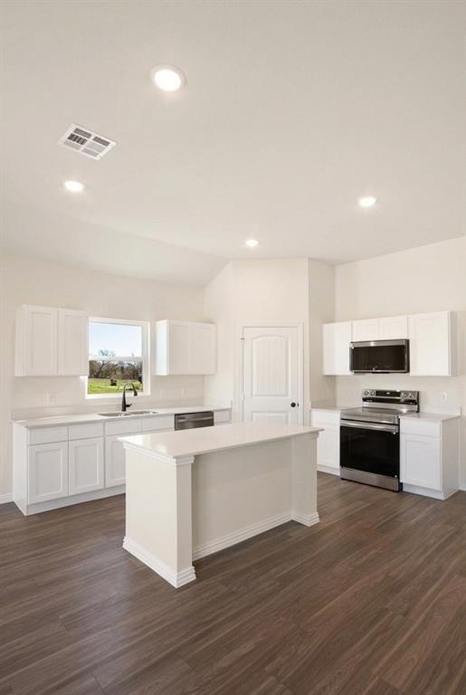 Leonard Crossing - Residential