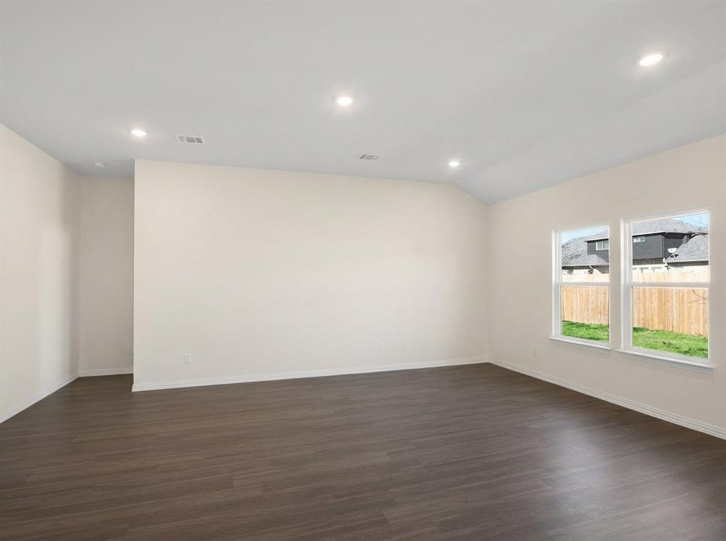 Leonard Crossing - Residential