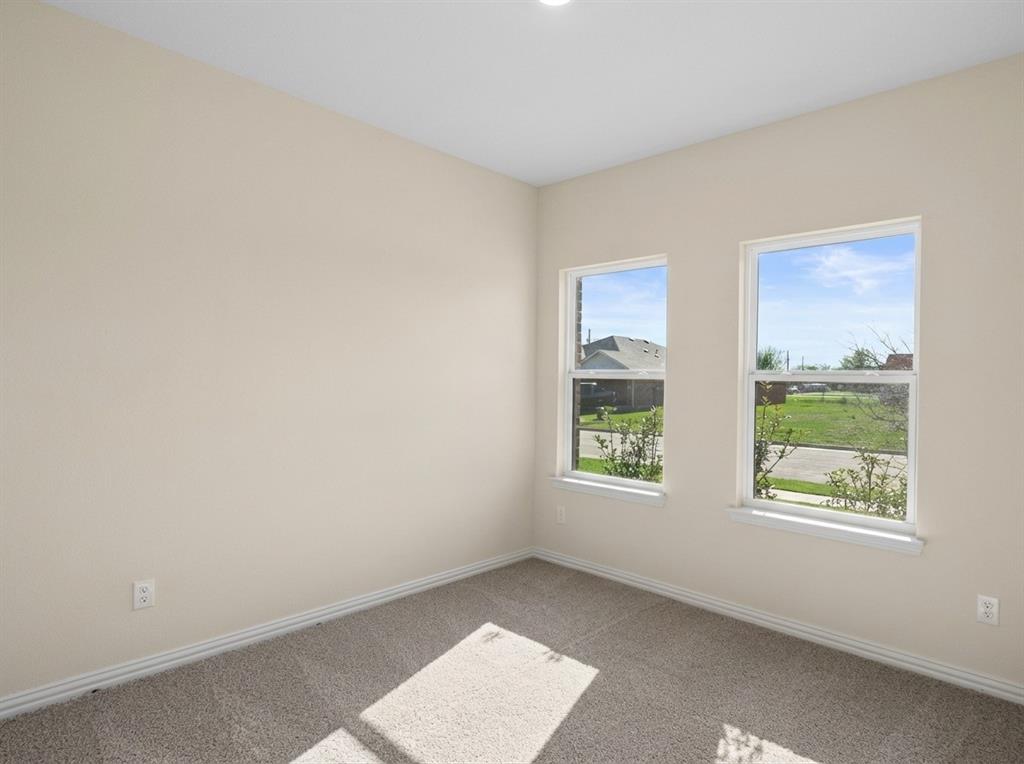 Leonard Crossing - Residential