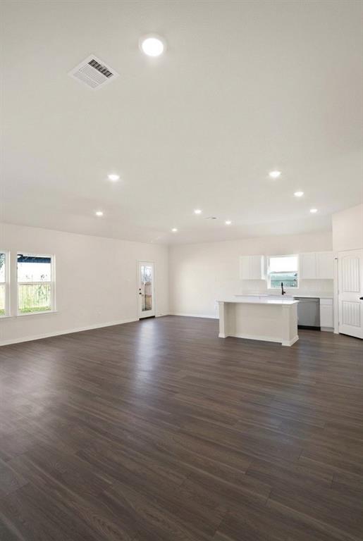 Leonard Crossing - Residential