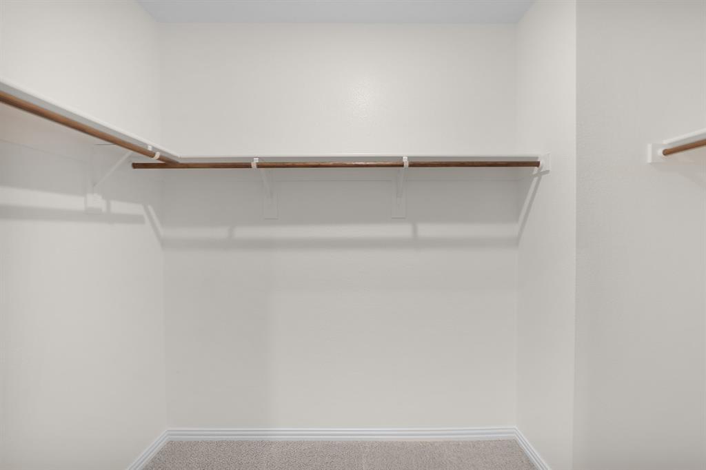 Leonard Crossing - Residential