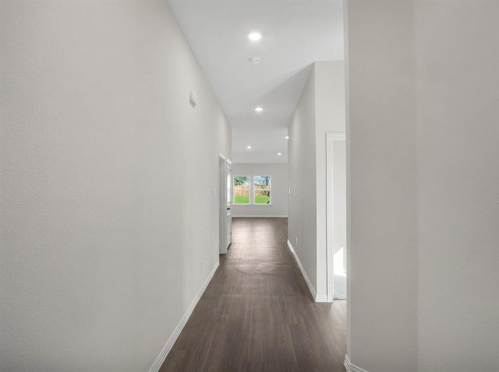 Leonard Crossing - Residential