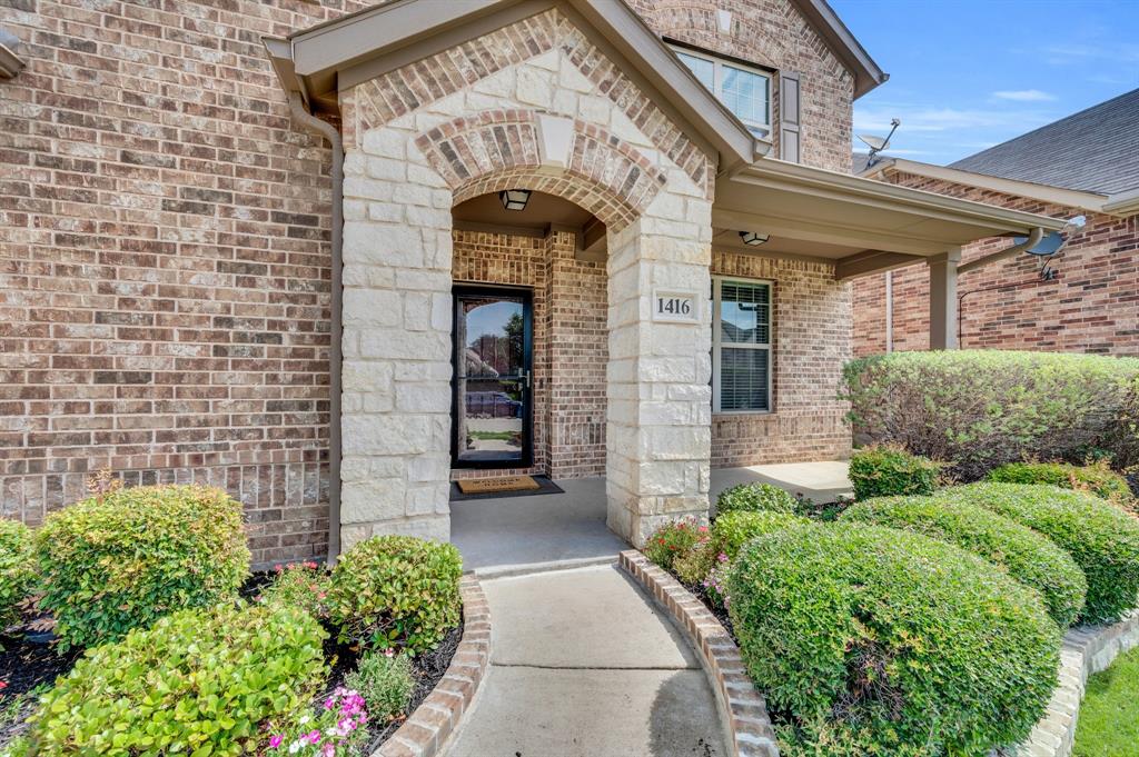 1416 Mesa Crest Drive