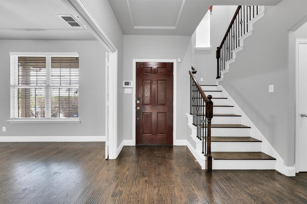 1416 Mesa Crest Drive