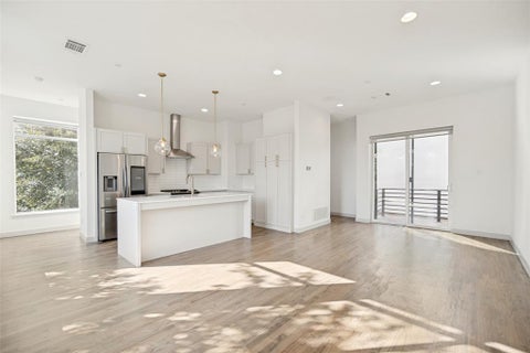Tiny photo for 2103 Bennett Avenue #60, Dallas, TX 75206 (MLS # 21338407)