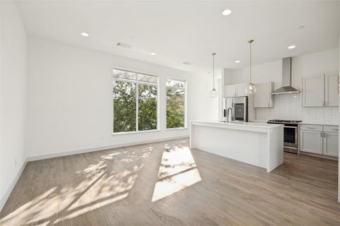 Photo of 2103 Bennett Avenue #60, Dallas, TX 75206 (MLS # 21338407)