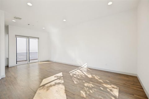Tiny photo for 2103 Bennett Avenue #60, Dallas, TX 75206 (MLS # 21338407)