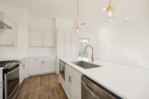 Tiny photo for 2103 Bennett Avenue #60, Dallas, TX 75206 (MLS # 21338407)