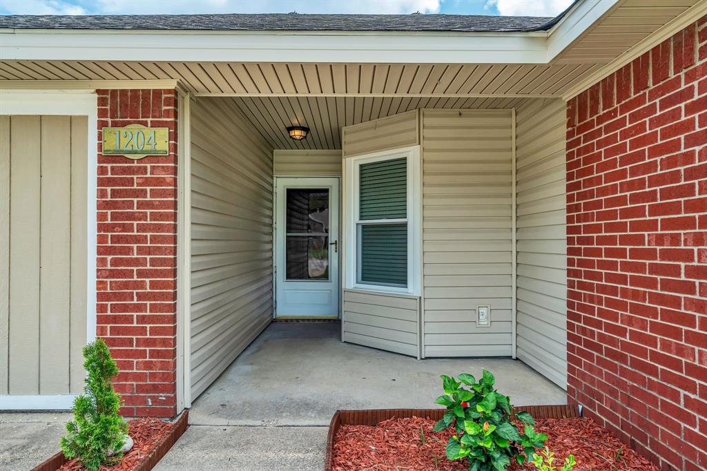 1204 Charles Drive