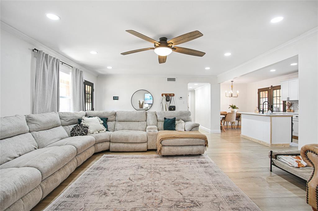 4103 Avondale Avenue