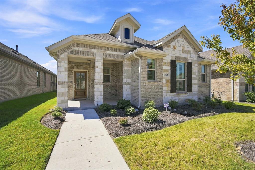 2838 Buttermilk Drive
