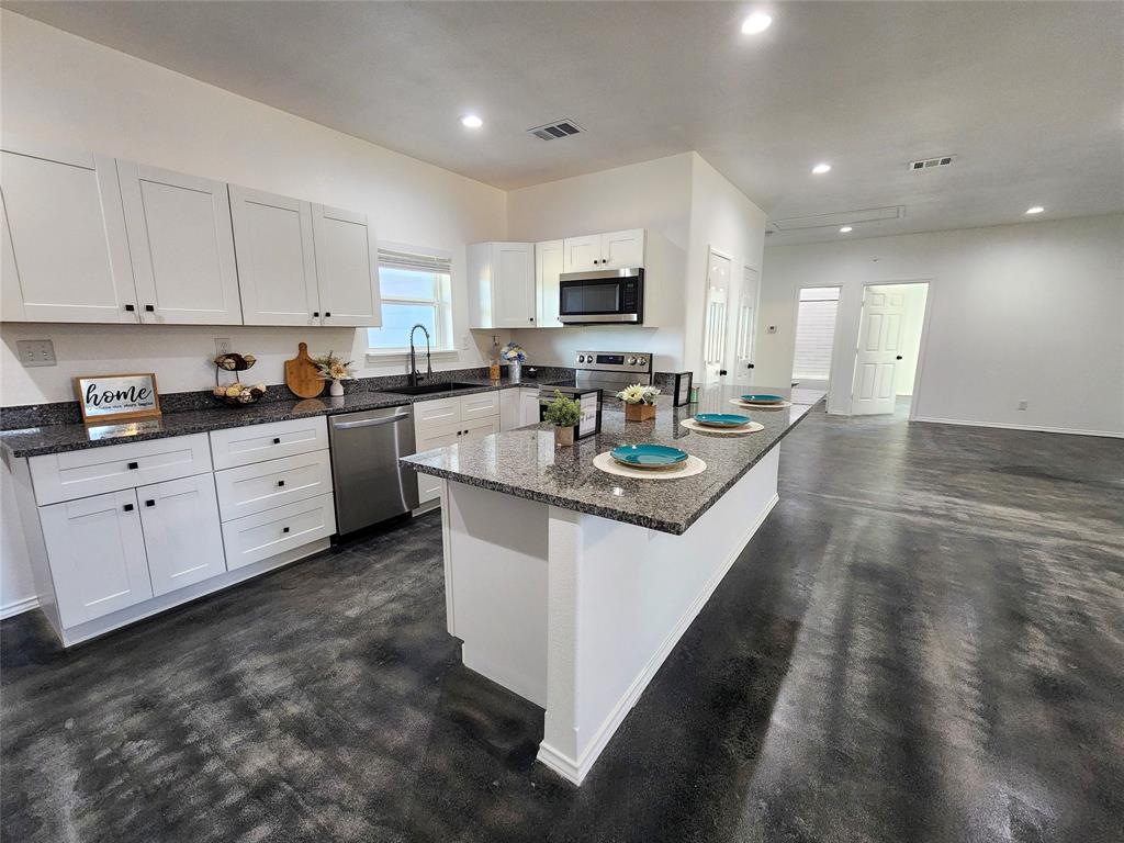 De Loach - Residential