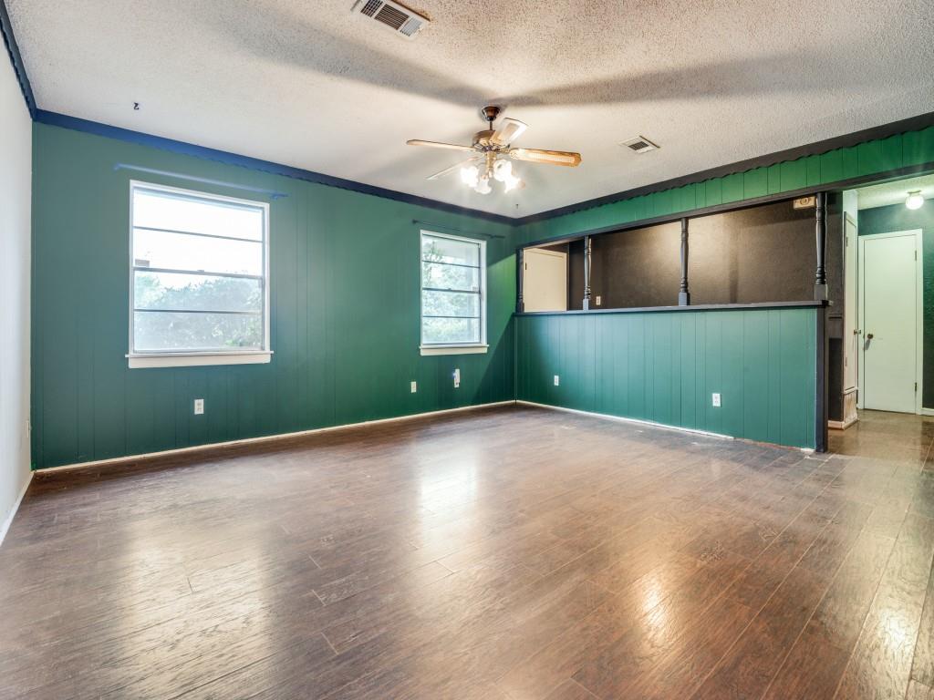 1106 Wintergreen Court