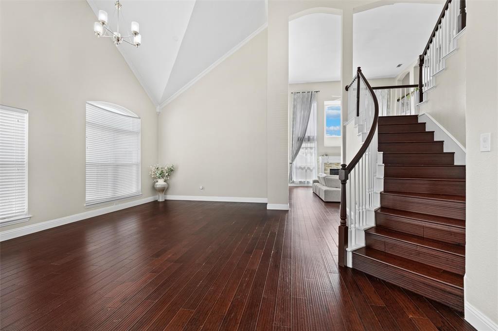 812 Forest Hollow Drive