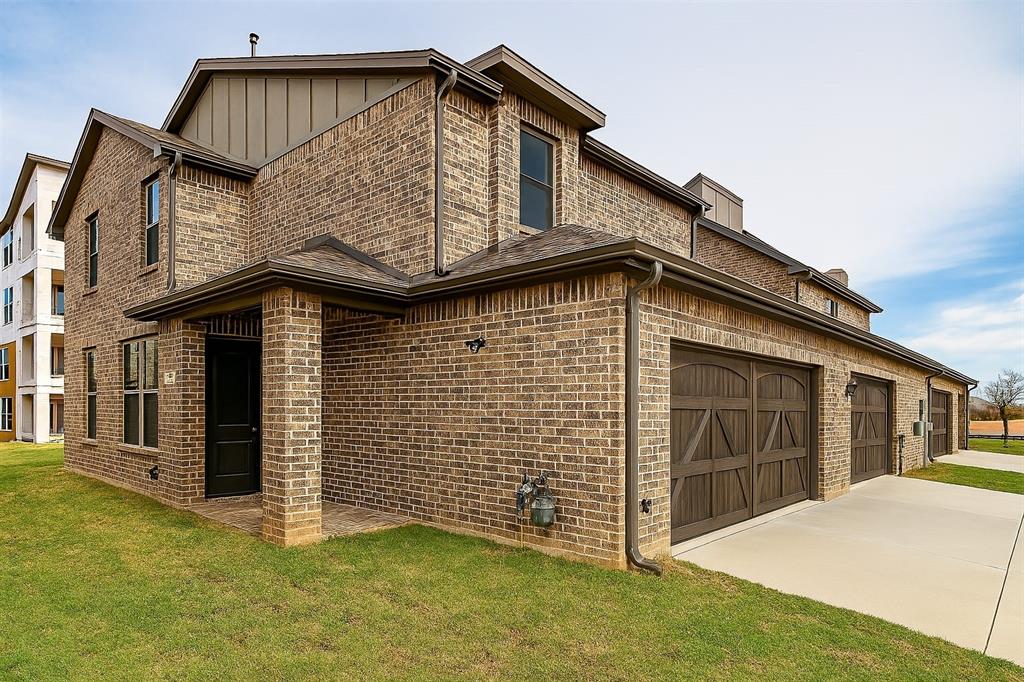 930 Estelle Drive