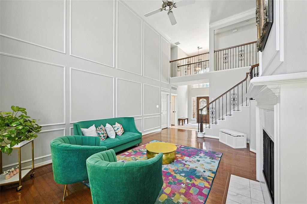 913 Hills Creek Drive