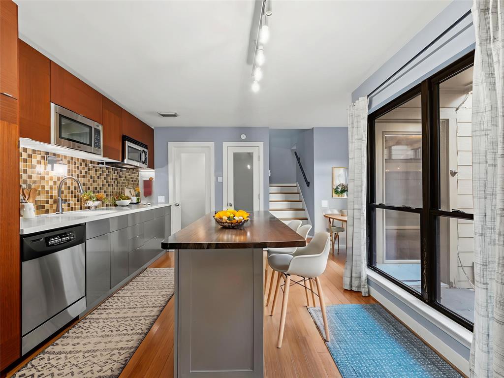 Bristle Cone Twnhs Condos - Residential Lease