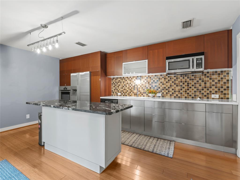 Bristle Cone Twnhs Condos - Residential Lease