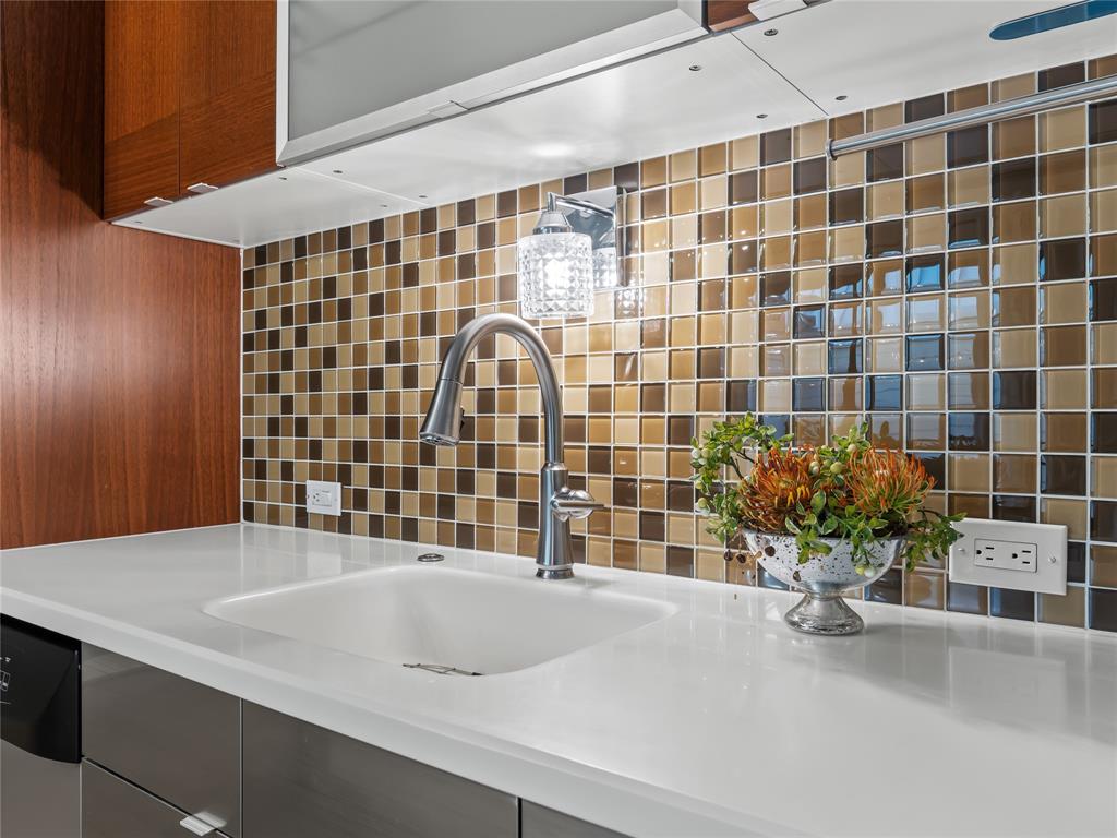 Bristle Cone Twnhs Condos - Residential Lease