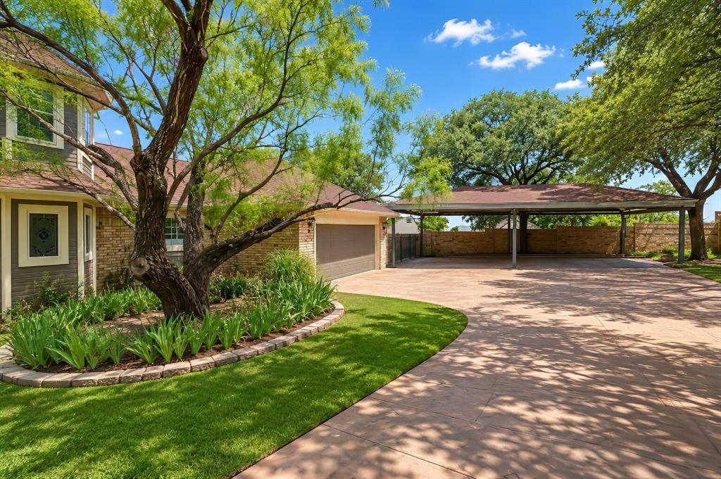 7400 Golf Club Drive