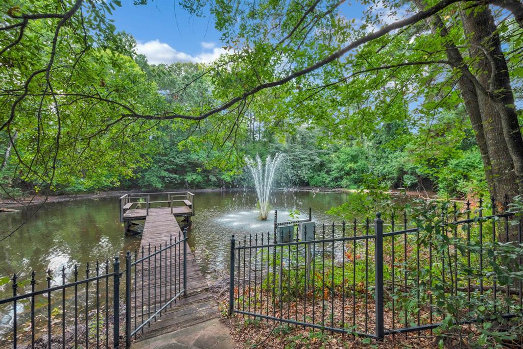 Chinquapin Mdws - Residential