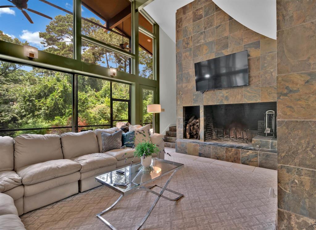 Chinquapin Mdws - Residential