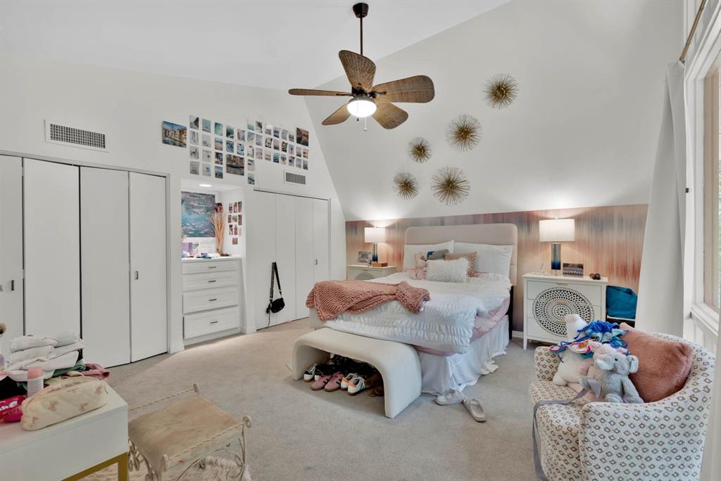 Chinquapin Mdws - Residential