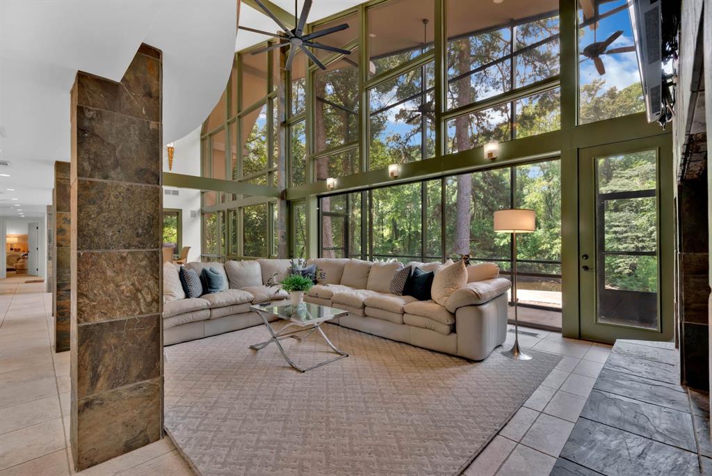 Chinquapin Mdws - Residential