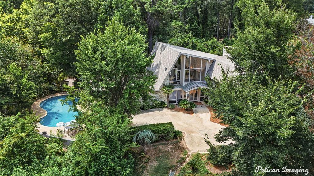 734 Chinquapin Drive