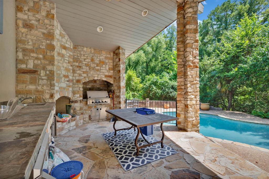 Chinquapin Mdws - Residential