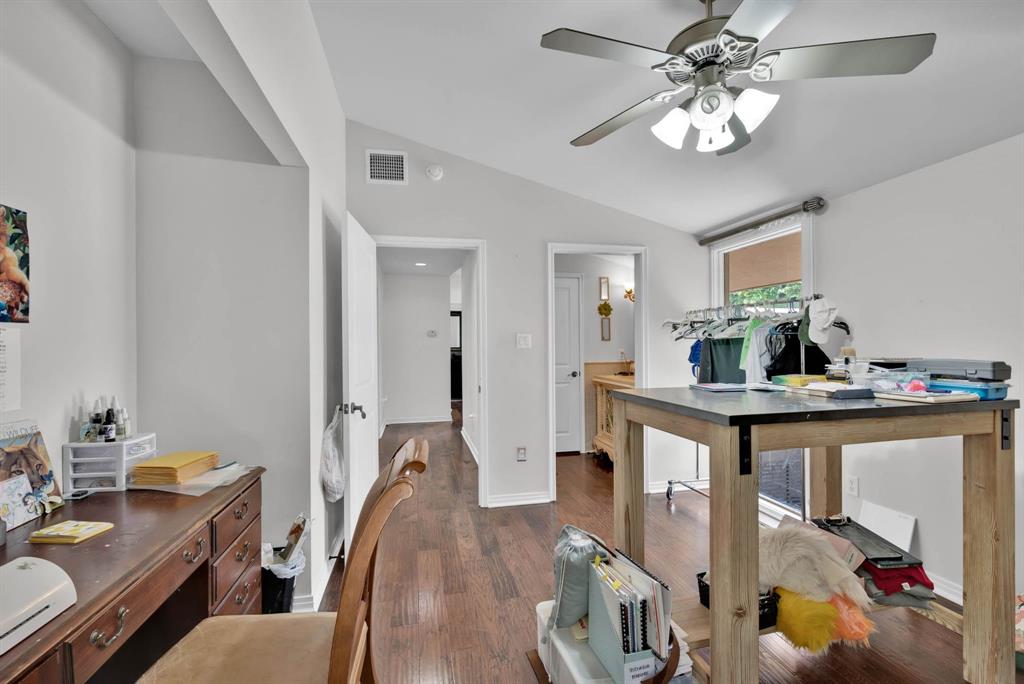 Chinquapin Mdws - Residential