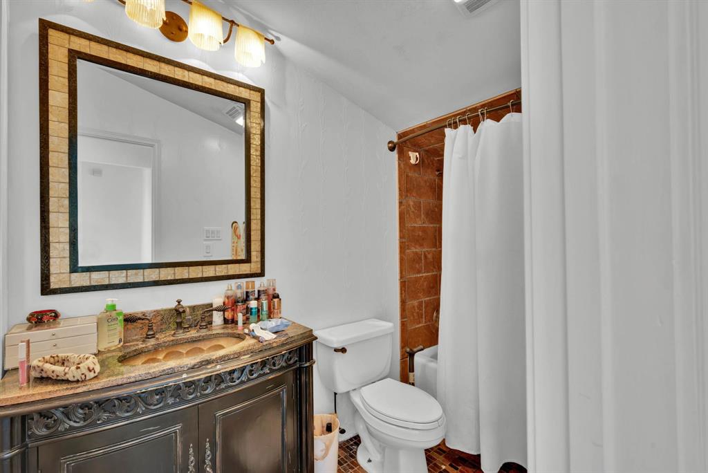 Chinquapin Mdws - Residential