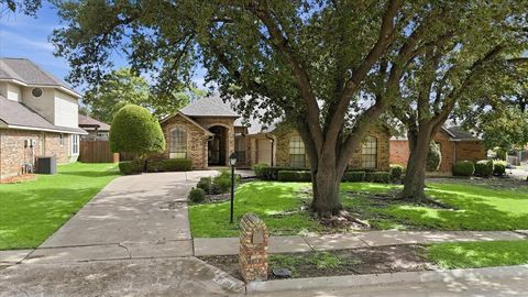 Photo of 1108 Coker Drive, Flower Mound, TX 75028 (MLS # 21327815)
