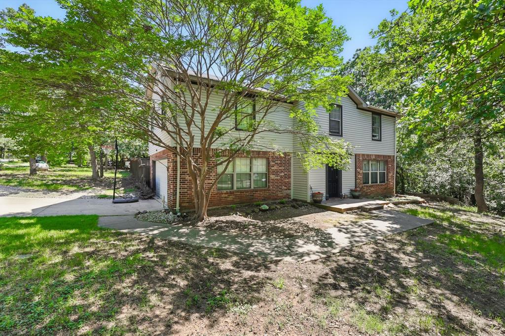 106 Strait Lane