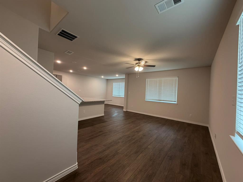 RETREAT AT FOSSIL creek CREEK - Residential Lease