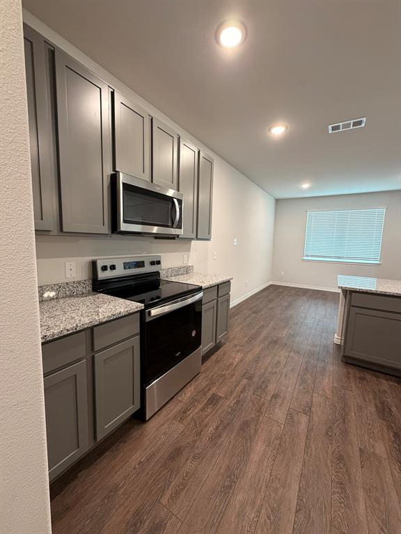 RETREAT AT FOSSIL creek CREEK - Residential Lease