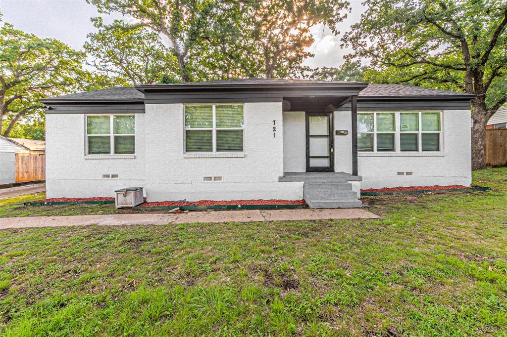 721 Bowman Street
