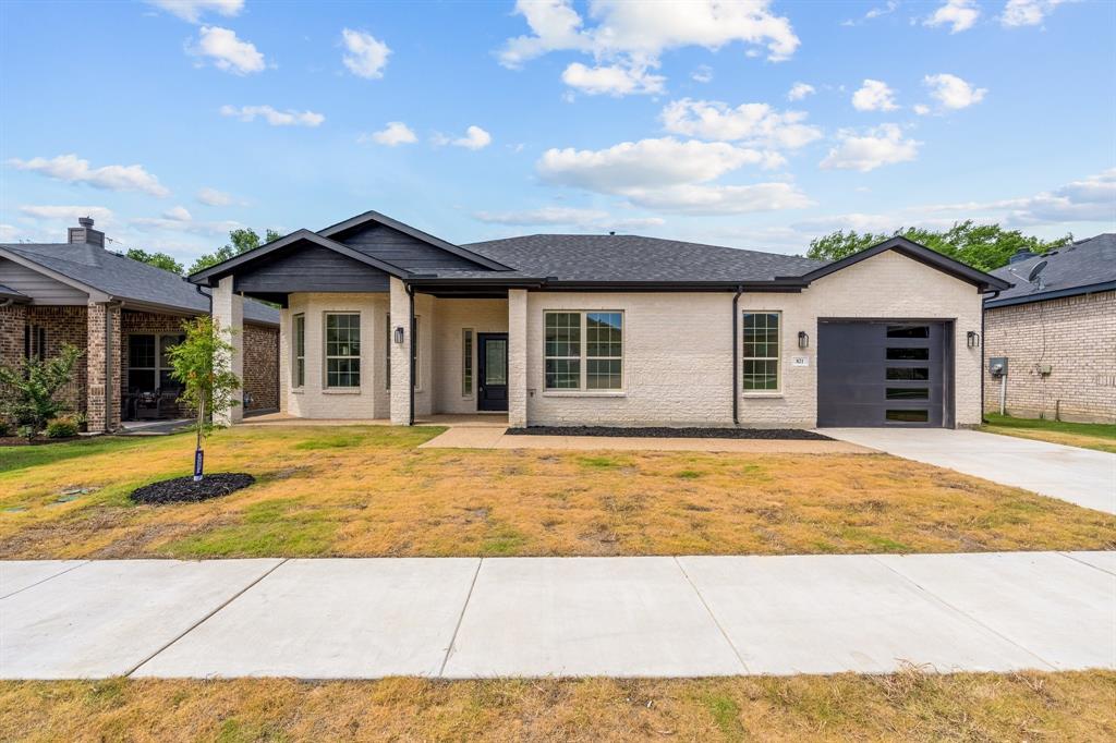 821 Hearthside Way