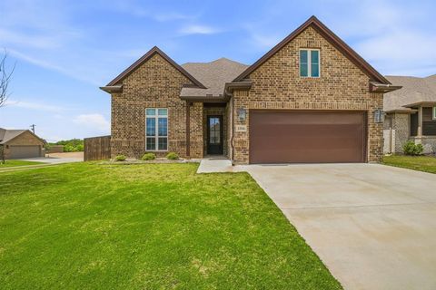 1316 Parkers Draw Avenue Weatherford TX 76086