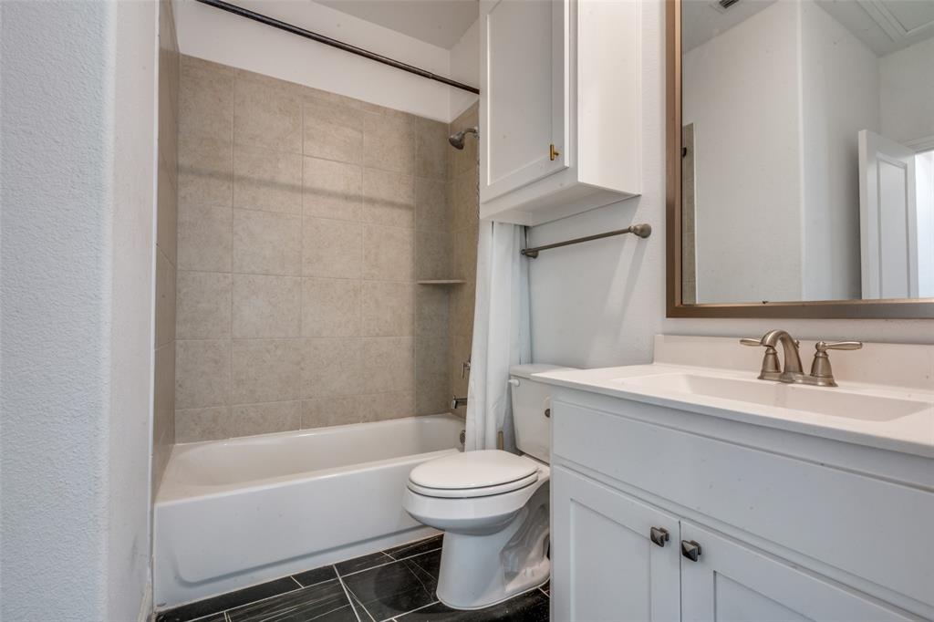 9448 Middle Ground Place