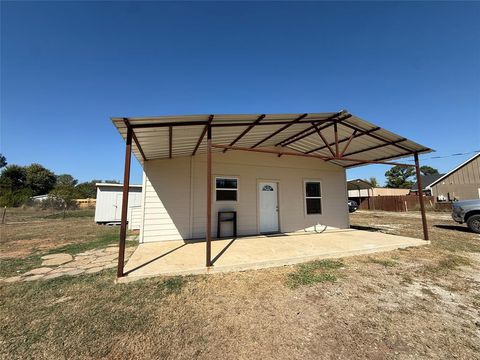 160 Summit Drive Springtown TX 76082