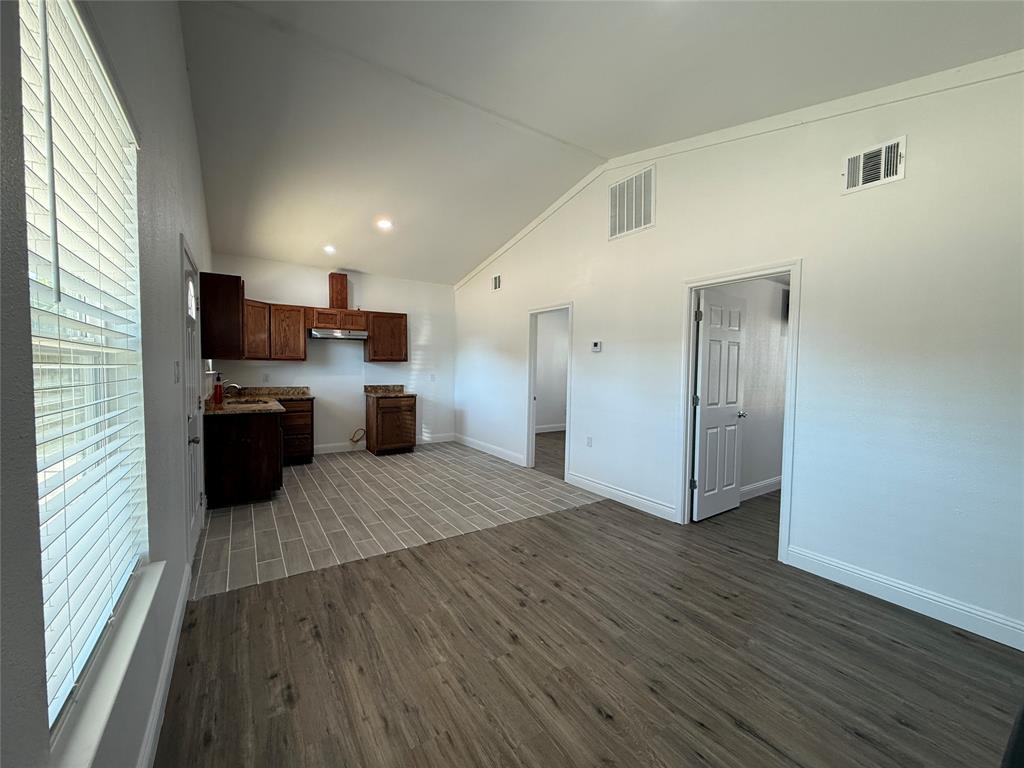 160 Summit Drive