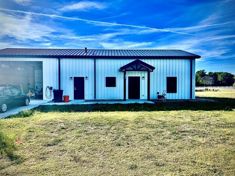 Photo of 469 RS County Road 1605, Point, TX 75472 (MLS # 21201705)