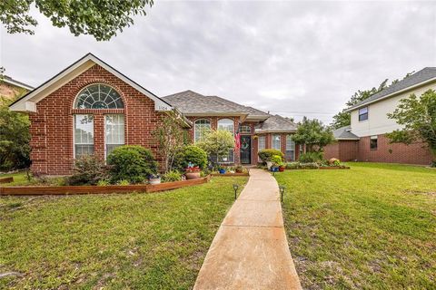 Photo of 1104 Old Knoll Drive, Wylie, TX 75098 (MLS # 21267128)